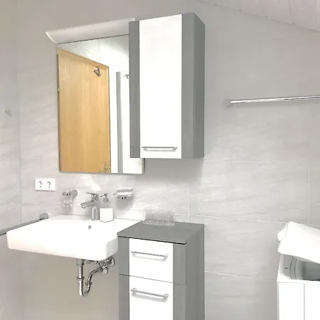 Ferienwohnung Schoenbucher, 85qm * Schömberg