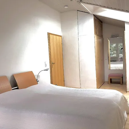 Ferienwohnung Schoenbucher, 85qm شقة